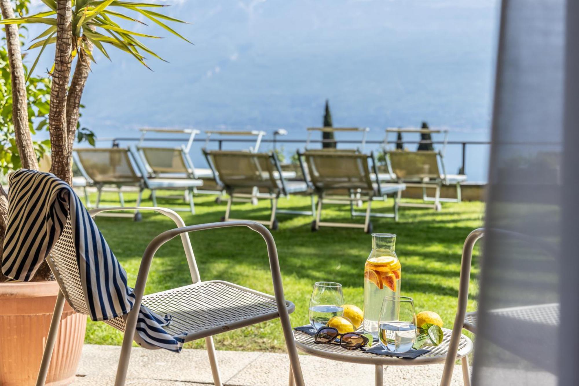Hotel Meandro - Lake View Gargnano Ngoại thất bức ảnh