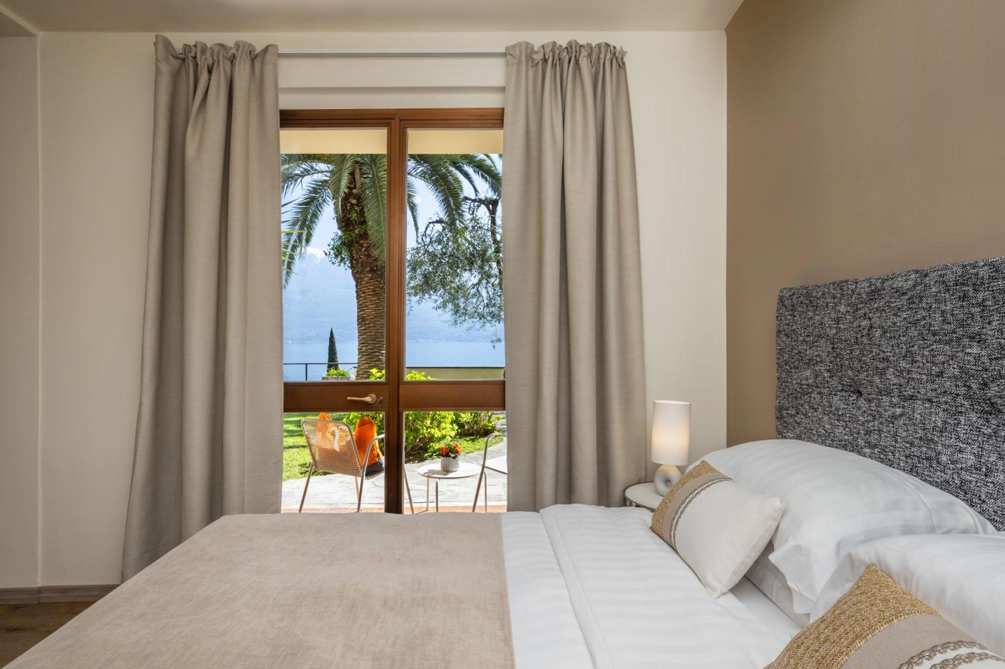Hotel Meandro - Lake View Gargnano Ngoại thất bức ảnh