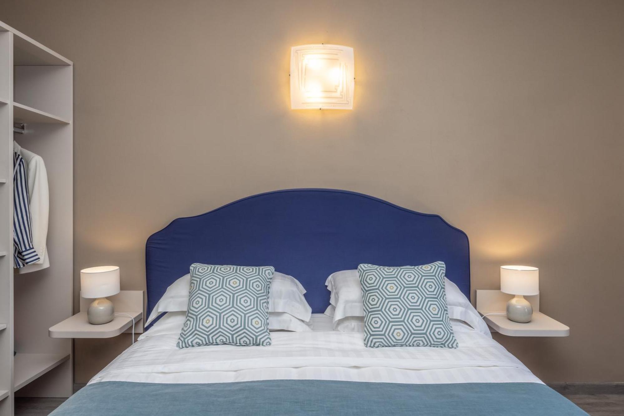 Hotel Meandro - Lake View Gargnano Phòng bức ảnh